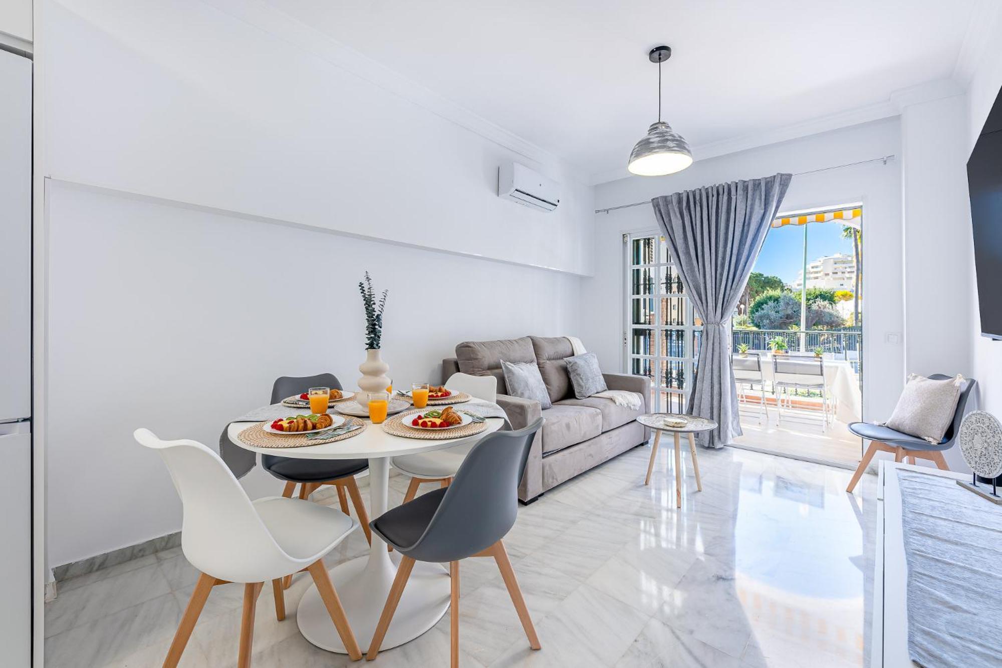 Apartment 797 - En Pueblo Quinta A 1 Min De La Playa Benalmadena